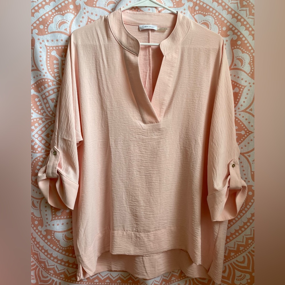 Calvin Klein crepe pink blush blouse, roll tab sleeve